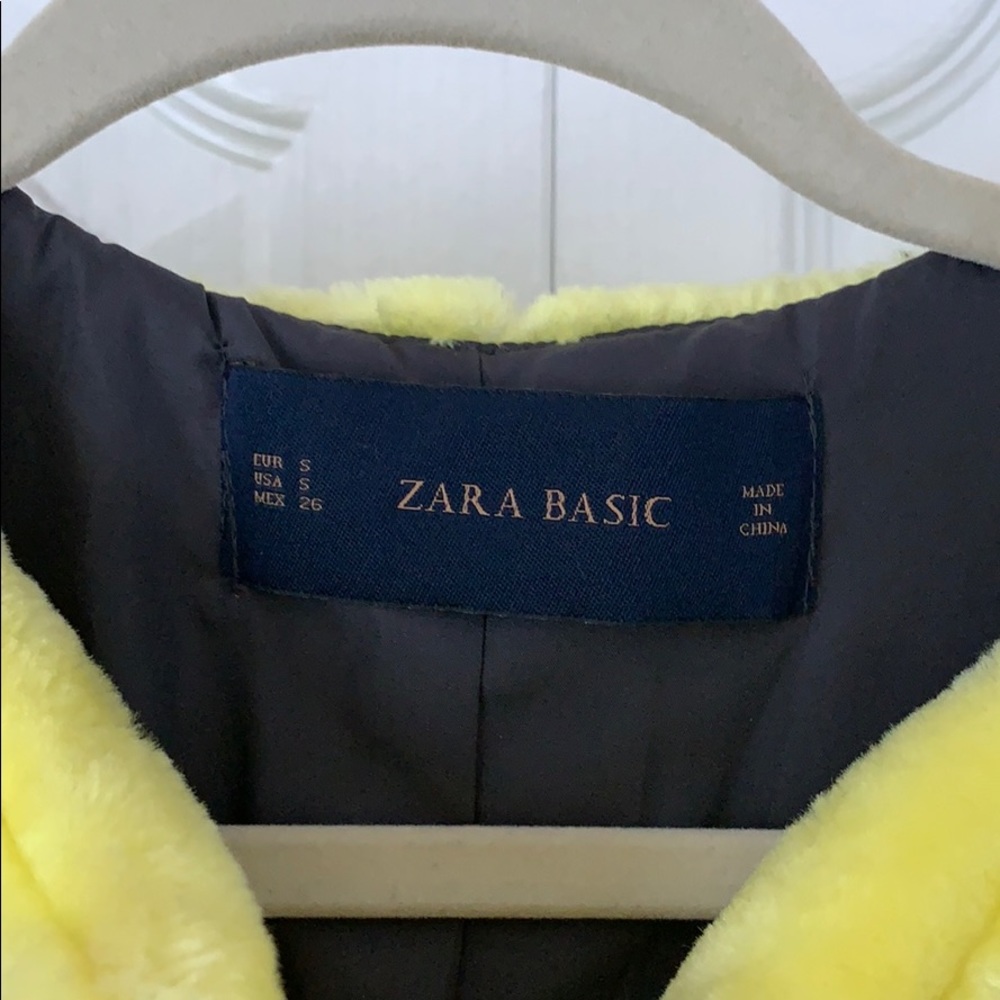 Zara Faux Fur Coat - Picture 5 of 6